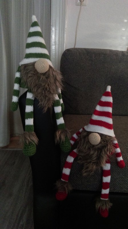 gro&szlig;er sitzender Wichtel 40 cm Weihnachtsdeko H&auml;kelanleitung