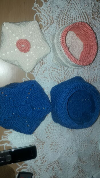 Wunderschöne Weihnachts Dosen nach gehäkelt
Tolle Anleitung