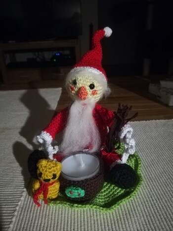 War frei ohne Anleitung gehäkelt... Versuche gerne mal was zu improvisieren.... Klappt