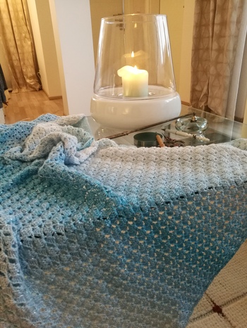 Märchentraum von Nina Schwager.
Eine ganz tolle Anleitung, sehr verständlich geschrieben, dass Muster geht ganz leicht von der Hand