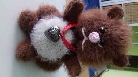 Teddy Bär Valentin mit Herz für Verliebte zu Valentinstag Geburtstag