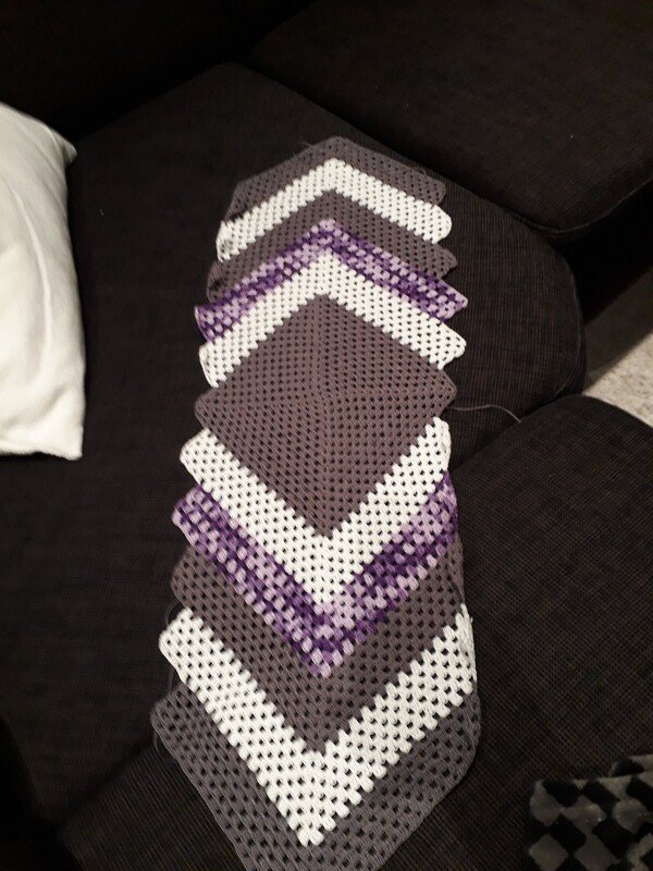 H&auml;keln/ Tischl&auml;ufer / Grannydecke Deutsch, Englisch und Italienisch