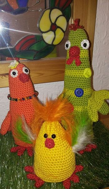 Henry und Henrietta...sie haben Nachwuchs...gehäkelt frei nach einer Anleitung von Stephanie Risthaus... © 2014, patterns by steph