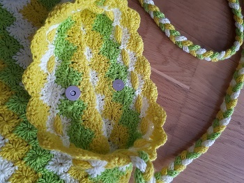 mit Magnet-Verschluß