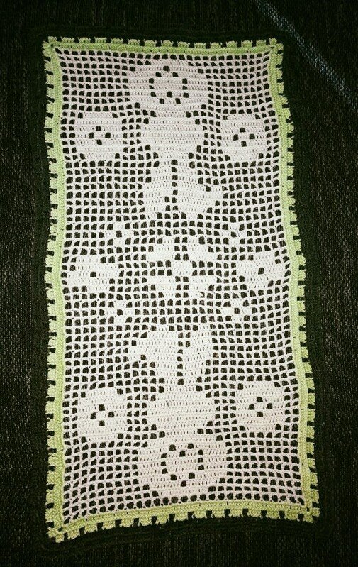 Häkeln / Tischläufer / Ostern