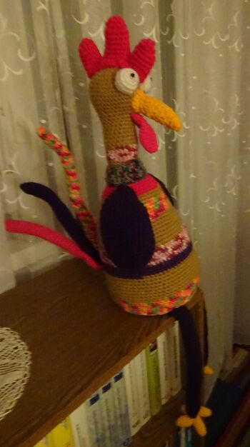 Mein Gockel Glupschi - Kantenhocker. Frei gefertigt ohne Anleitung nach Foto von Mtiitoon.