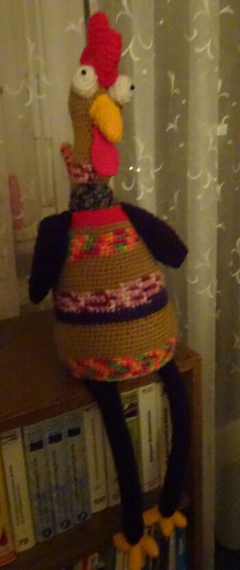 Gockel Glupschi - hier von vorne.
Er ist mein 