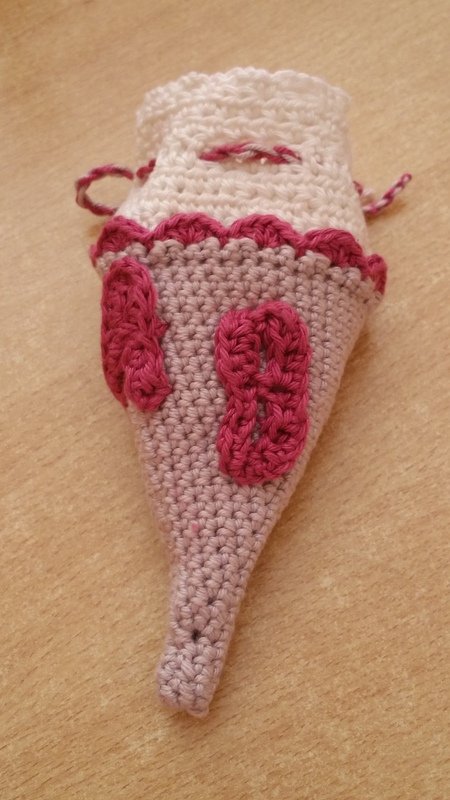 Häkelanleitung - kleine Schultüte