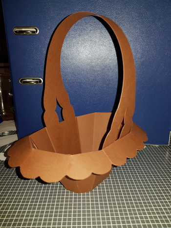 Sieht echt super aus und ist eine schöne anleitung fehlen nur noch die blumen