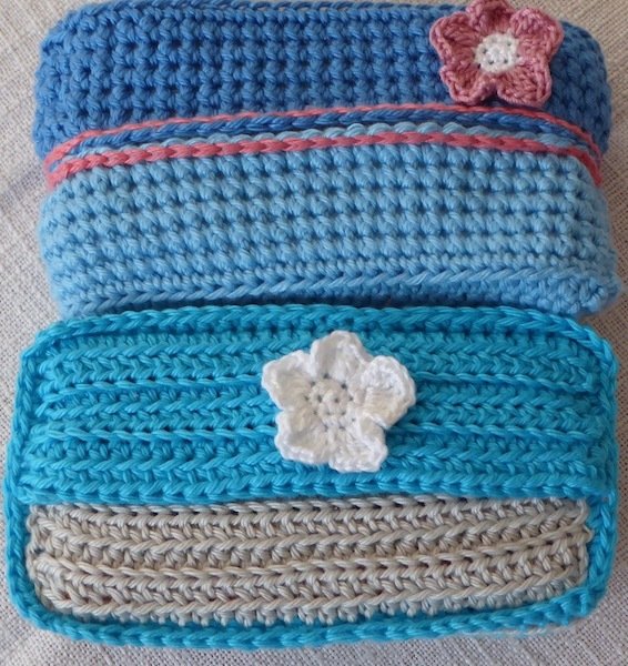 Kleine Tasche für 10 Tempotücher – einfache Häkelanleitung