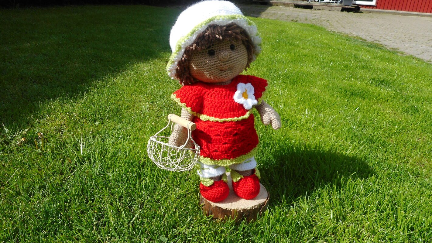 Häkelanleitung Puppe, Ennie Erdbeere