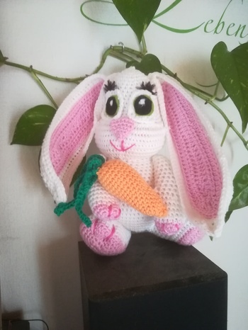 Dieser süße Fratz hat mir sehr viel Freude gemacht, beim häkeln.