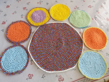 Hat super geklappt und macht süchtig. Ein Untersetzter würde doppelt so groß.
Ideal zur Resteverwertung.