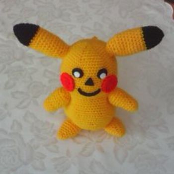 Ich habe den Pikachu nach einer Anleitung von Sabrinas Crochet gehäkelt.