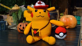 Pikachu als Türstopper für meine Tochter