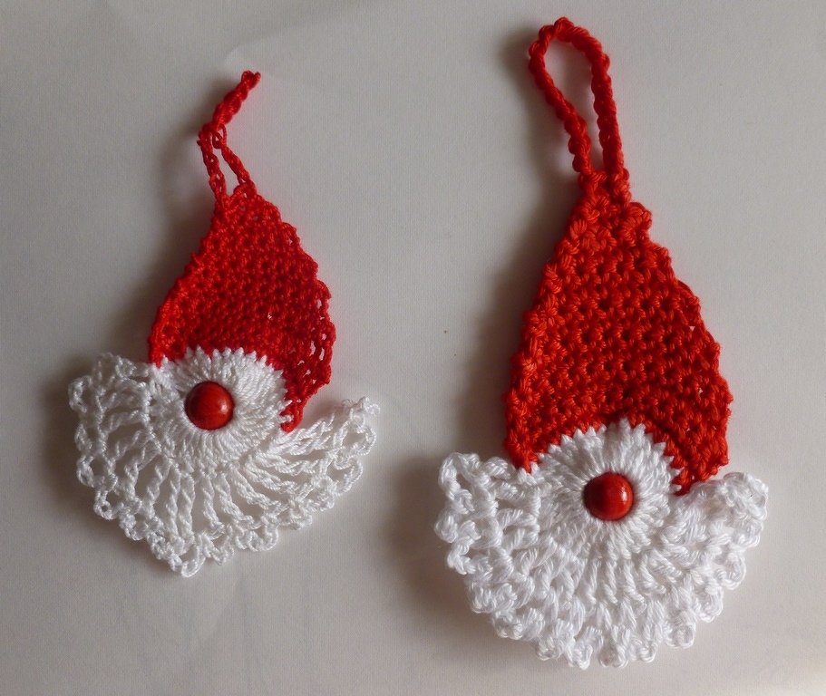 kleiner Weihnachtsmannanhänger