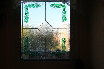 Wollt euch mal mein gestaltetes Küchenfenster in Window Colors zeigen. Hoffe man kann es erkennen, es ließ sich fototechnisch schlecht einfangen.