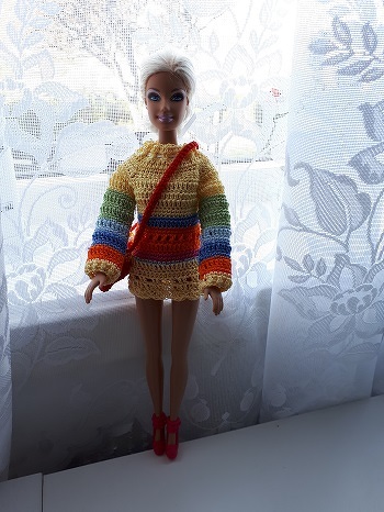 mit Umhängetasche, die hatte ich noch.