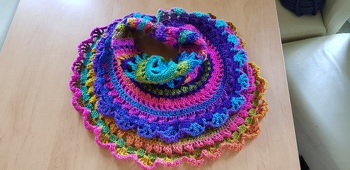 Anleitung von Pezra Perle.
Super nach zu arbeiten, habe aber Maßangaben vermisst