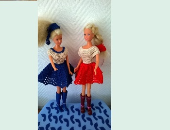 Davon werde ich bestimmt noch mehrere Modell häkeln müssen. Wunschfarben sind schon angemeldet :-)