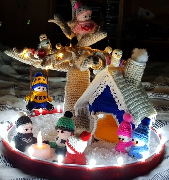 Dieses Winterzauberland habe ich nach einer Anleitung von rimajas gehäkelt.