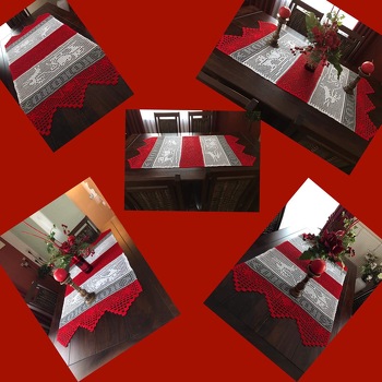 Der weihnachtliche Tischläufer von „Maschengeflüster“.
Vielen Dank liebe Petra Sahin für diese tolle und verständliche Anleitung!