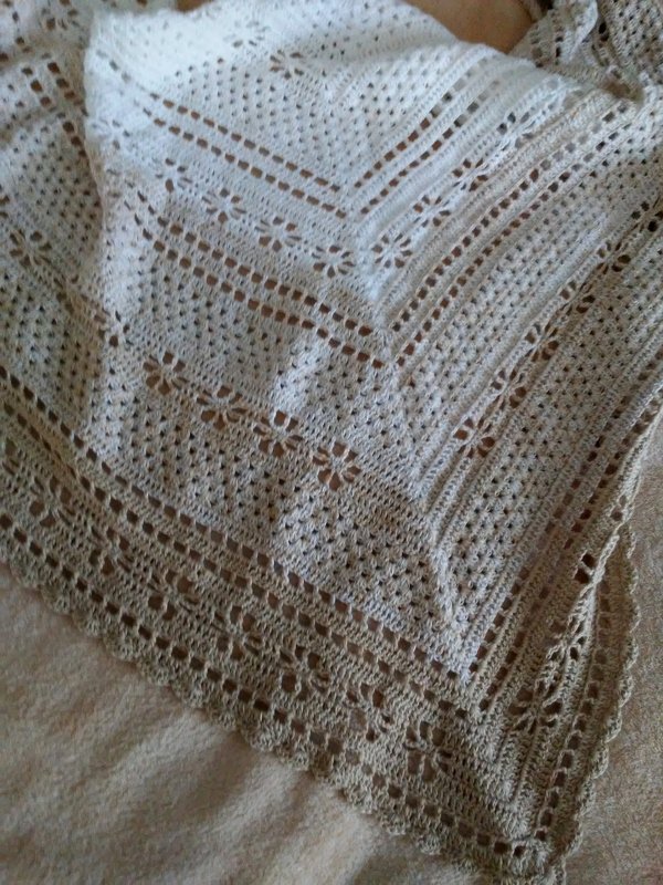 Dreieckstuch "Magic Winter Flower"