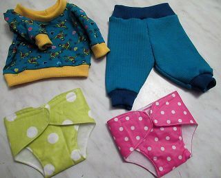 Puppenkleidung für die Babypuppe meiner Enkel (Schlafanzug und 2 Windelhöschen)