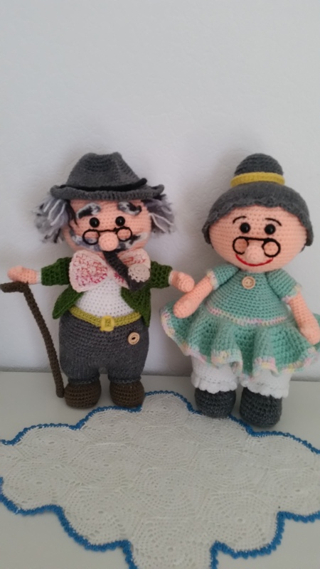 Oma Rosl Dekofigur für Großeltern zu Geburtstag Muttertag Hochzeitstag