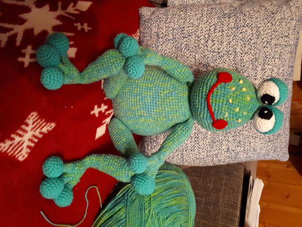 Frosch HOPPSL XL Kantenhocker Treppenhocker oder Kuscheltier Türstopper Frühlingsdeko