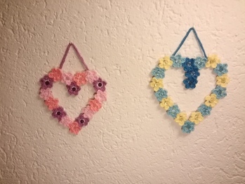 Hatte noch Restwolle und damit “Herzen“ gehäkelt