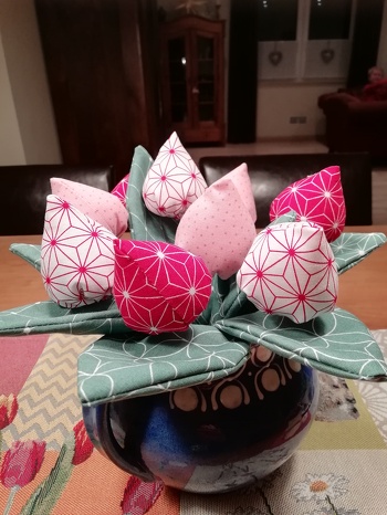 Die Anleitung war super und konnte einfach von mir in die Tulpen *verwandelt* werden.