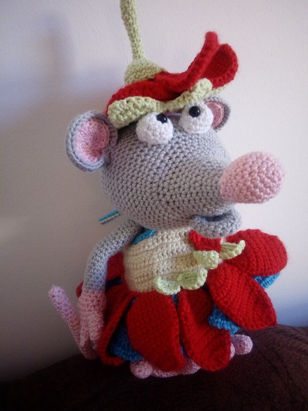 Maus Flora, die Blumenfee Häkelanleitung