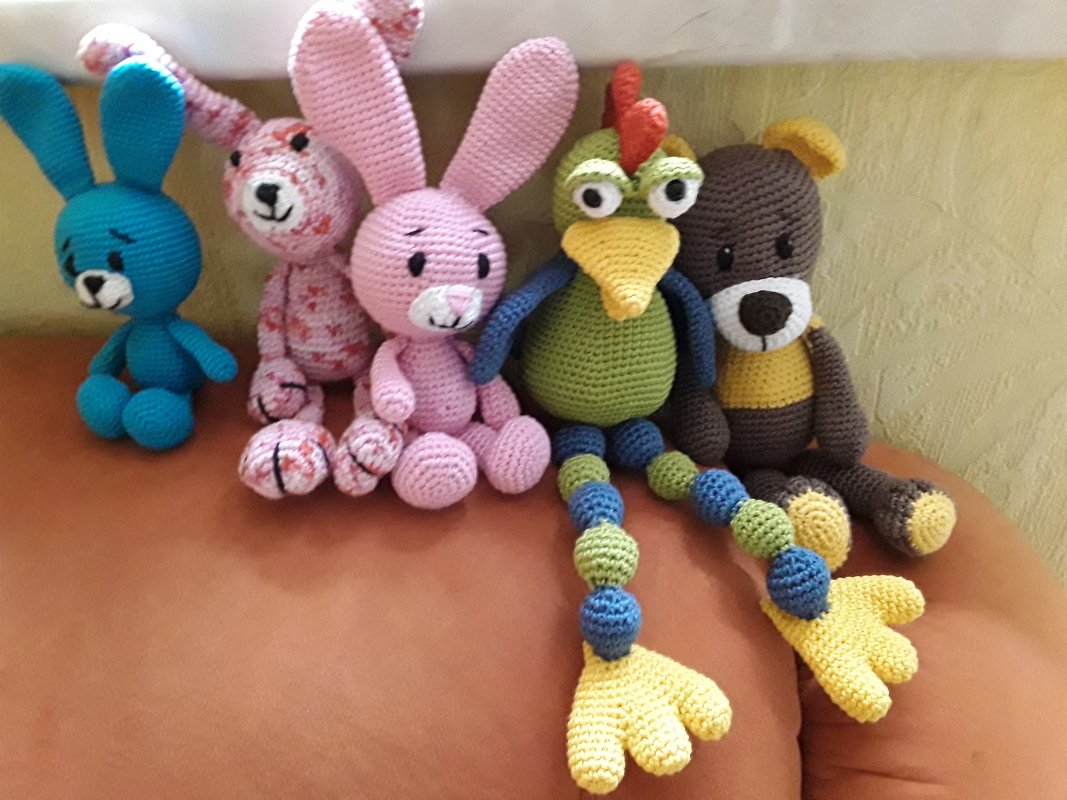 Handarbeiten Werke - Foto von Nadel-Bine