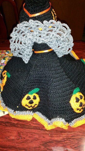 Followed instructions from a book of my grandmother's for bodice n web.  As, well as colors n pumpkins