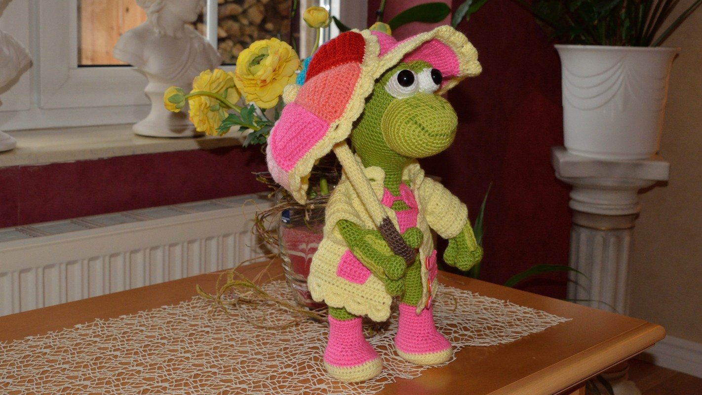 Gratis Häkelanleitung Wetterfroschdame Emelie