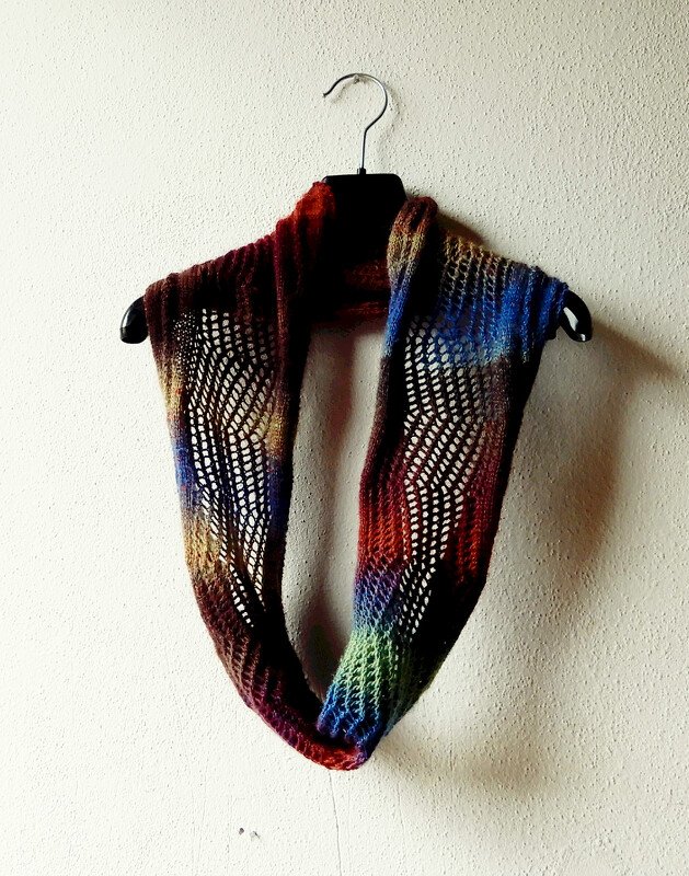 Frühlingshaftes Strickprojekt: Reesu Schal Anleitung