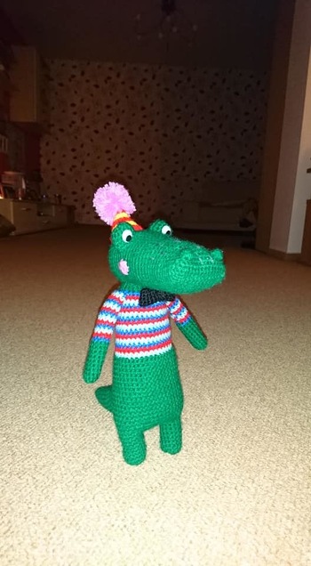 Häkelanleitung aus dem Buch "Pica Pau und ihre Häkelfreunde" von Yan Schenkel