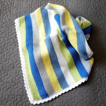 Babydecke 80 x 80 cm aus 100% Baumwolle nach eigenem Entwurf.