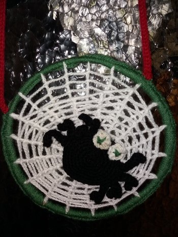 Umhängetasche für Kinder zu Halloween.