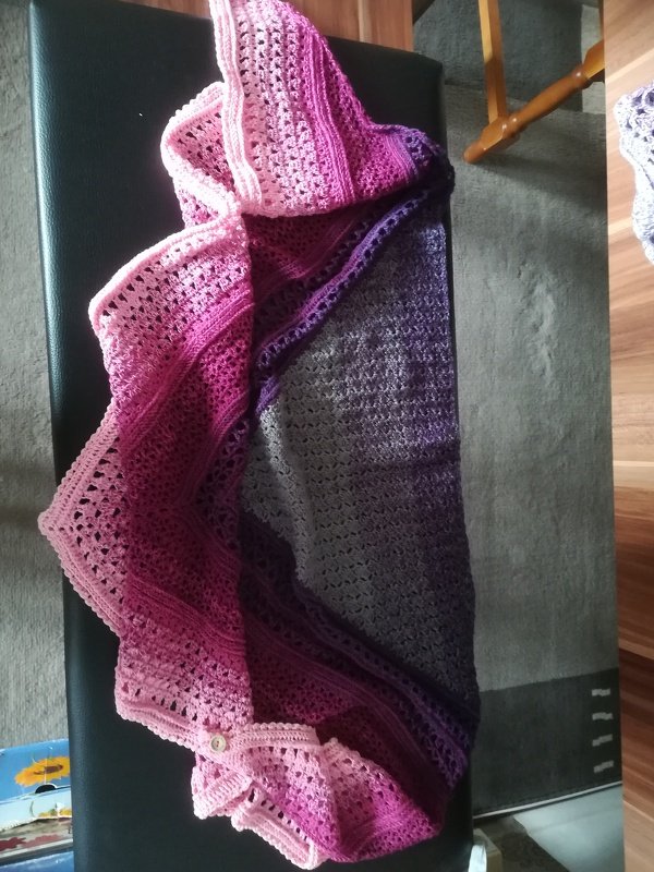 Häkelanleitung Tuch // Dreieckstuch // Halstuch Karma