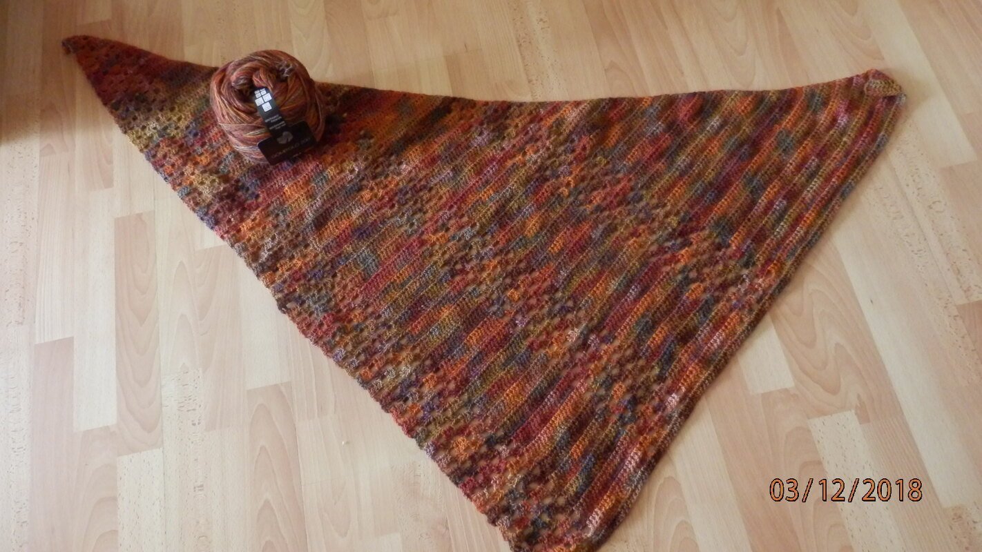 Crochet pattern shawl, wrap Daisy