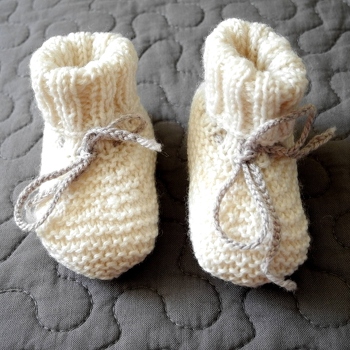 Die ersten Baby Wollsocken