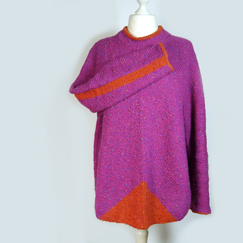 Ein Pulli für mich in Kracherfarbe. Die Knostruktion hat mich Nerven gekostet, aber am Ende hat's dann doch geklappt :-)