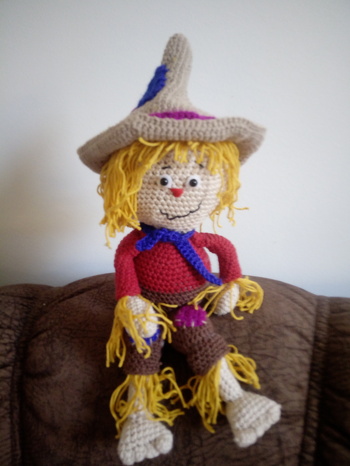 Der kleine Jupp ist bei mir eingezogen.
Bin von der Anleitung ganz begeistert, super erklärt und bebildert. Vielen Dank dafür.