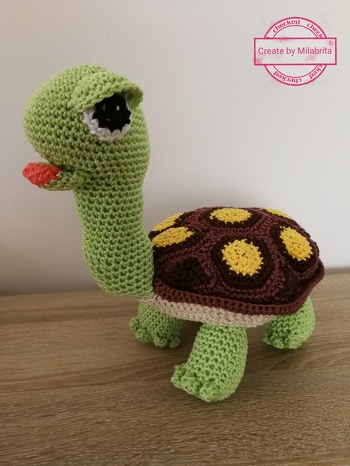 Bis auf den Mund, der bei mir immer zu groß aussah, bin ich gut zurechtgekommen.