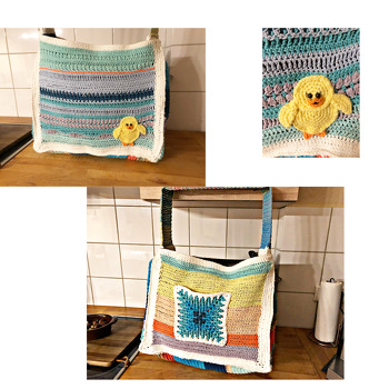 Eigenkreation ( ohne nachfolgende Anleitung) einer gehäkelten Tasche mit Entenküken