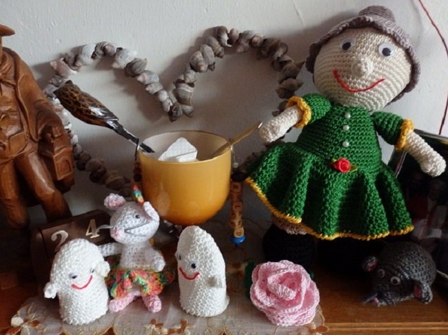 Oma Rosl Dekofigur für Großeltern zu Geburtstag Muttertag Hochzeitstag