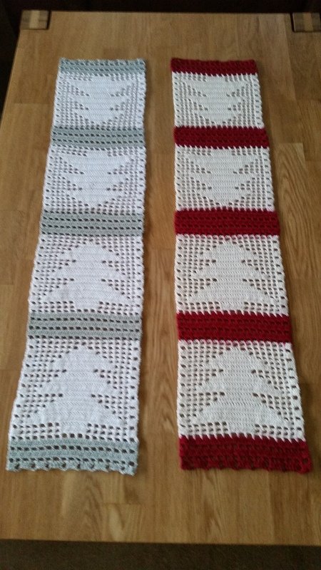 Häkeln / Set / Tischband und Platzdeckchen "Christmas"