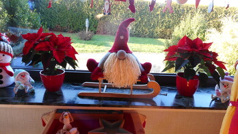 oh ja der hat mich nerven gekostet aber nun ist er fertig, nicht wie ich ihn wollte aber wie ich finde doch schön geworden.danke an polly und paule 